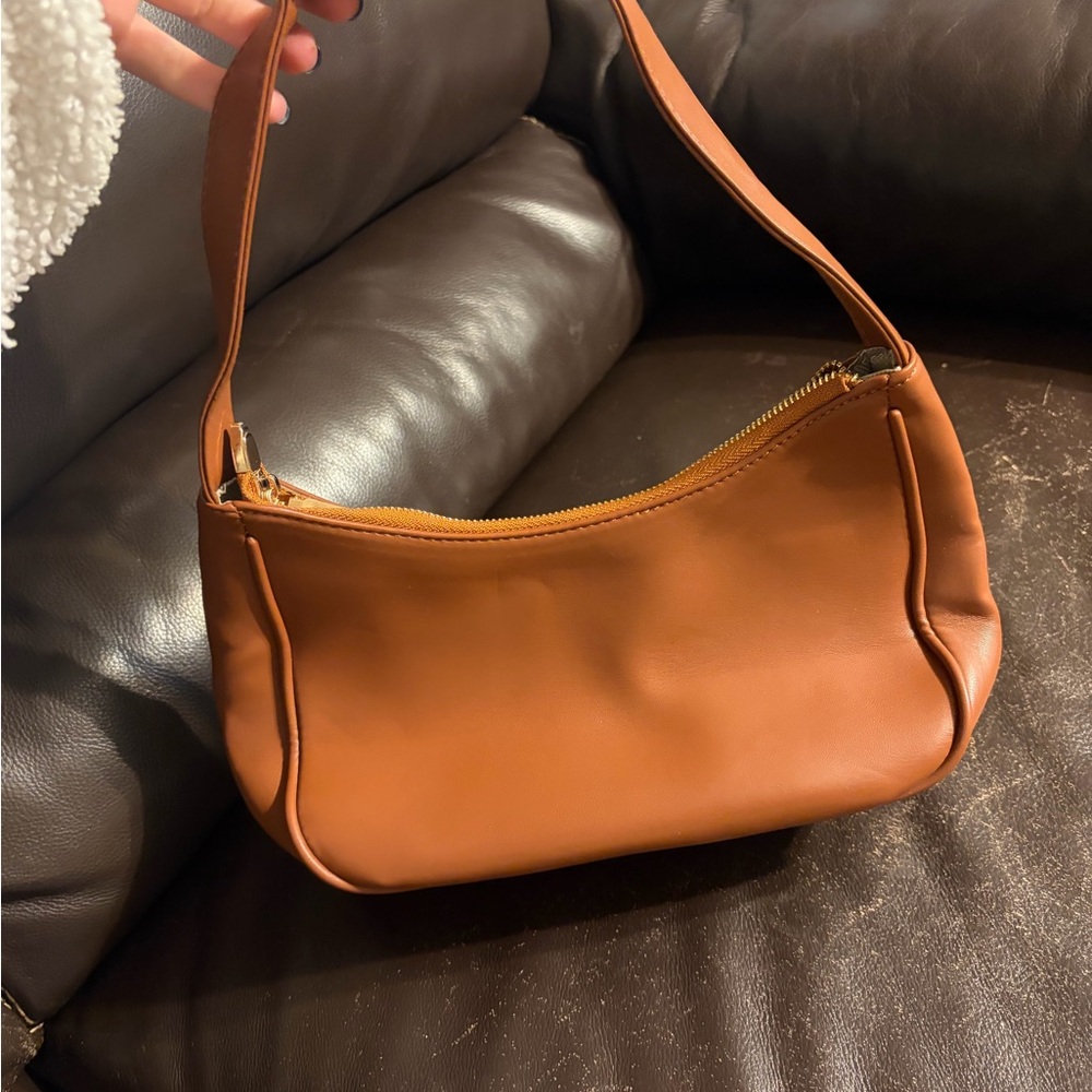Amazon Classic Brown Shoulder Bag